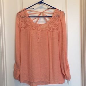 Light beach shirt. Size medium